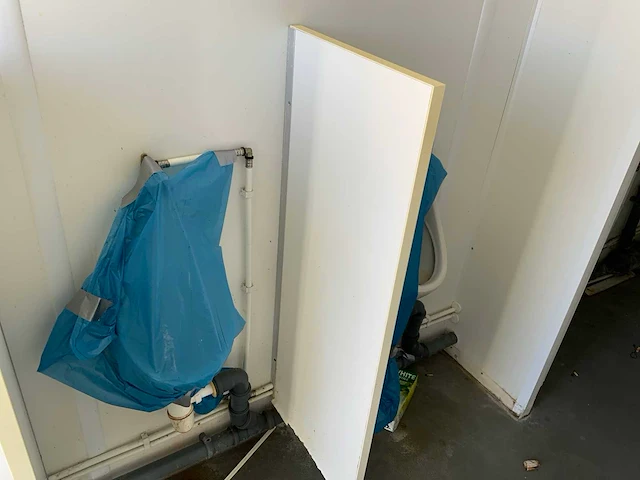 Ctx kleedruimte toilet / douche unit - afbeelding 11 van  13