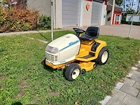Cub cadet hds2185 zitmaaier - afbeelding 1 van  5