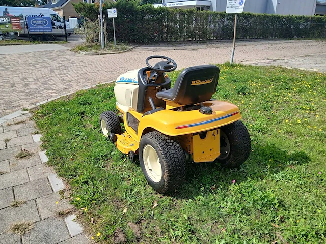 Cub cadet hds2185 zitmaaier - afbeelding 2 van  5