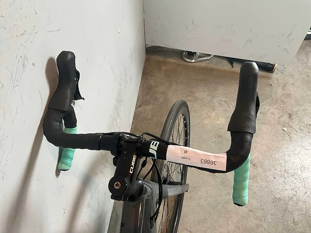 Cube axial race racefiets - afbeelding 9 van  9