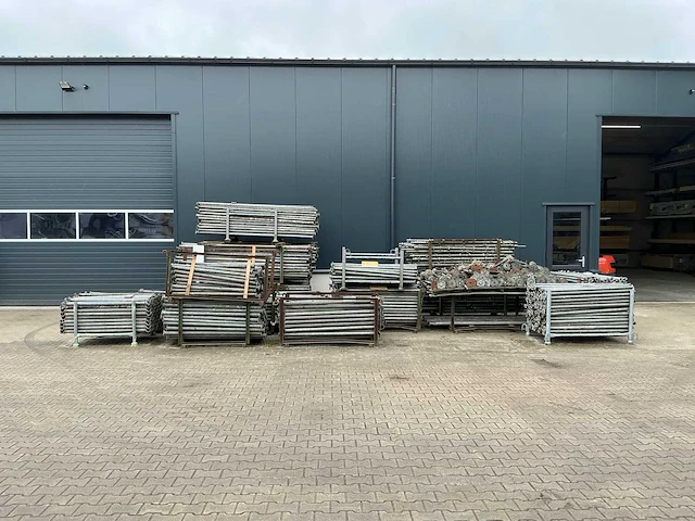 Cublock steigeronderdelen (19 stapelbokken) - afbeelding 1 van  16