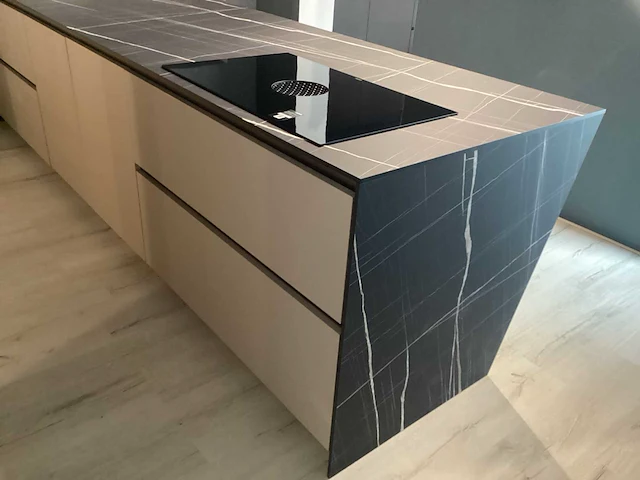 Cucinesse evolve zandbeige lak showroom model - afbeelding 8 van  31