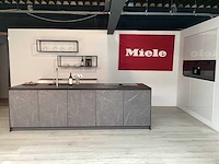 Cucinesse profilo showroom opstelling - afbeelding 1 van  38