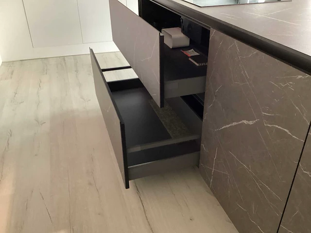 Cucinesse profilo showroom opstelling - afbeelding 16 van  38