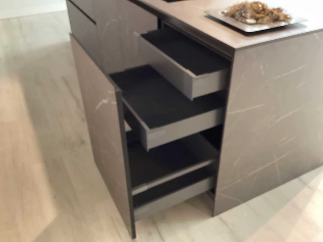 Cucinesse profilo showroom opstelling - afbeelding 25 van  38