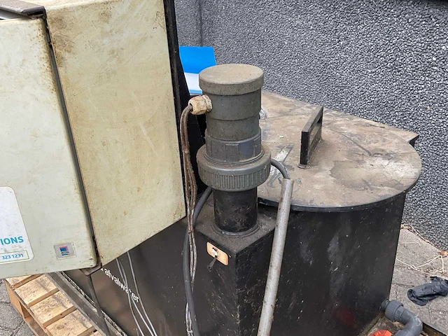 Cuedta kunststof afvalwatertank - afbeelding 5 van  5