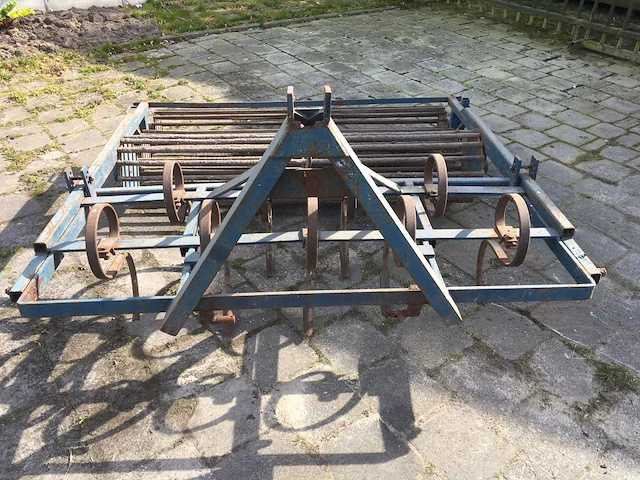 Cultivator - afbeelding 1 van  4