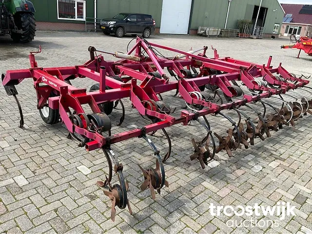 Cultivator - afbeelding 8 van  12