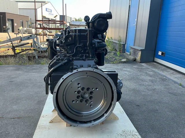 Cummins 2021 qsb6.7 dieselmotor - afbeelding 20 van  22