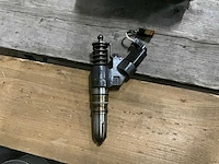 Cummins 4026222 cummins qsm injector (6x) - afbeelding 3 van  3
