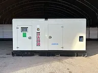 Cummins 6ctaa8.3-g2 - 220 kva - silent generator - afbeelding 1 van  13