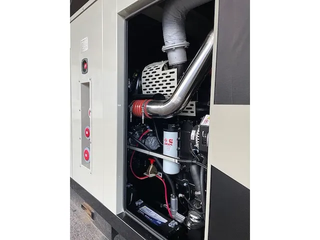 Cummins 6ctaa8.3-g2 - 220 kva - silent generator - afbeelding 13 van  13