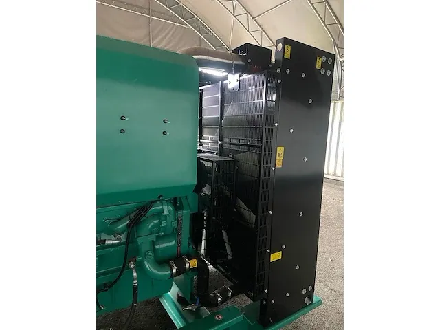 Cummins c900d5 - 900 kva - open generator - afbeelding 12 van  12