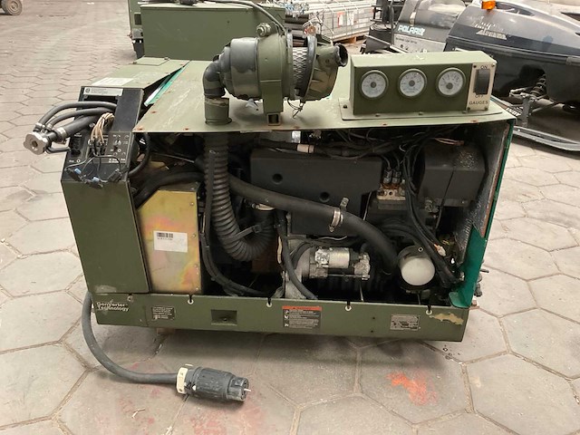 Cummins onan 7.5hdkat41934k stroomgenerator - afbeelding 2 van  9
