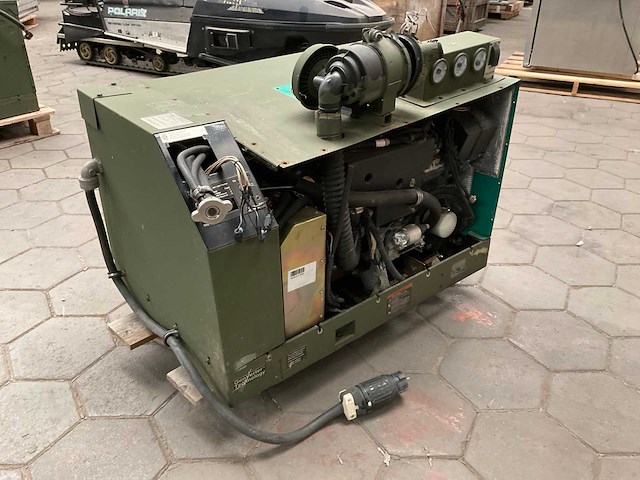 Cummins onan 7.5hdkat41934k stroomgenerator - afbeelding 3 van  9