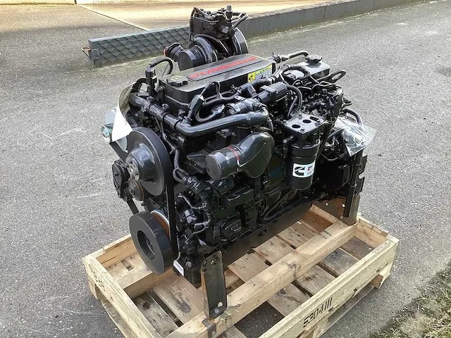 Cummins qsb 6.7 dieselmotor - afbeelding 1 van  13