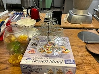 Cup cake houder en etagère - afbeelding 2 van  4