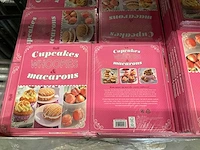 Cupcakes whoopies & macarons boeken (743x) - afbeelding 2 van  2