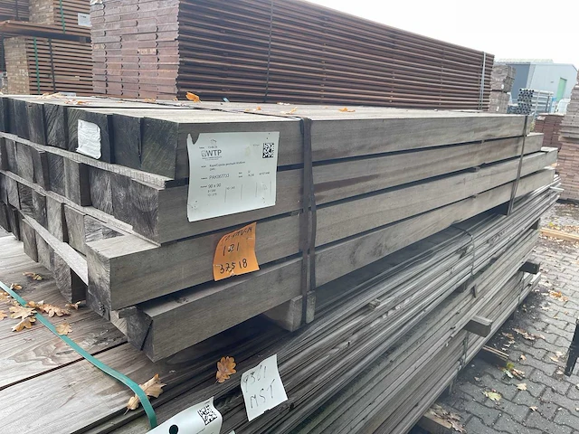 Cupiuba balken geschaafd 2000-2750x90x90mm (40x) - afbeelding 2 van  3