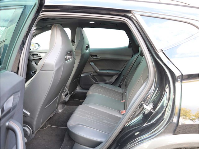 Cupra formentor 1.4 e-hybrid 245pk automaat 2023 - afbeelding 30 van  41