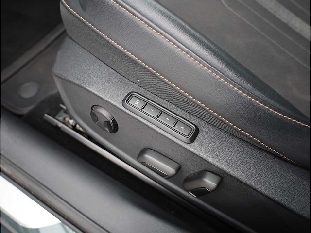 Cupra formentor 1.4 e-hybrid phev 204pk automaat 2022 - afbeelding 27 van  44