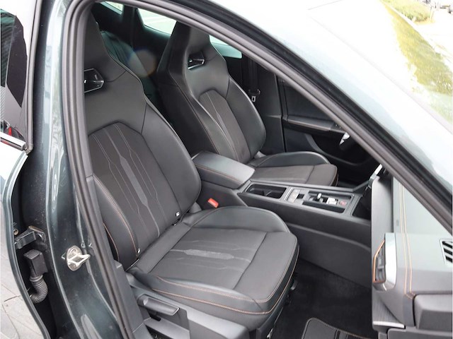 Cupra formentor 1.4 e-hybrid phev 204pk automaat 2022 - afbeelding 30 van  44