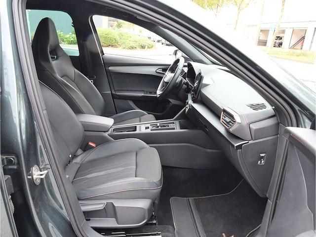 Cupra formentor 1.4 e-hybrid phev 204pk automaat 2022 - afbeelding 31 van  44