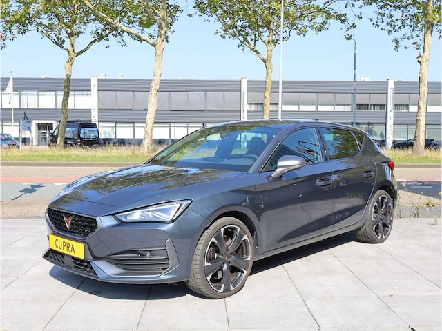 Cupra leon 1.4 e-hybrid phev 245pk automaat 2021 - afbeelding 31 van  31