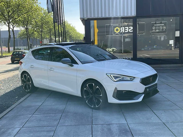 Cupra leon fr phev 1.4 ehybrid 245pk automaat 2022 - afbeelding 34 van  36