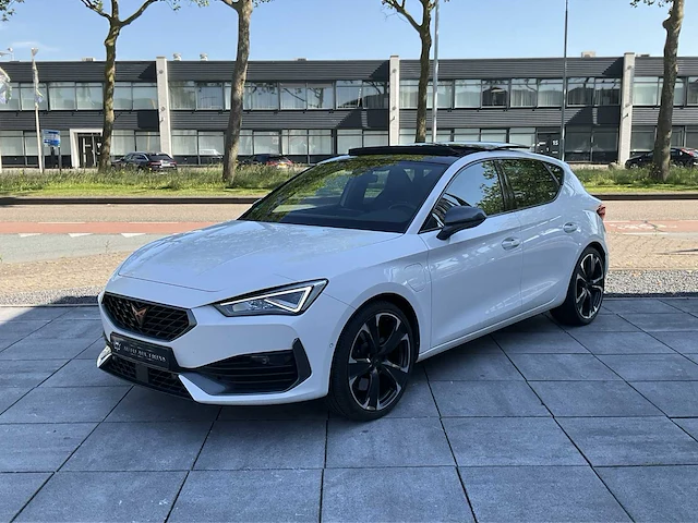 Cupra leon fr phev 1.4 ehybrid 245pk automaat 2022 - afbeelding 36 van  36