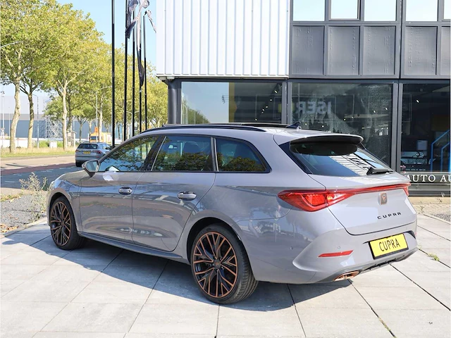 Cupra leon sportstourer 1.4 e-hybrid phev 245pk automaat 2021 - afbeelding 23 van  43