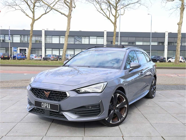 Cupra leon sportstourer 1.4 e-hybrid phev 245pk automaat 2021 - afbeelding 1 van  43