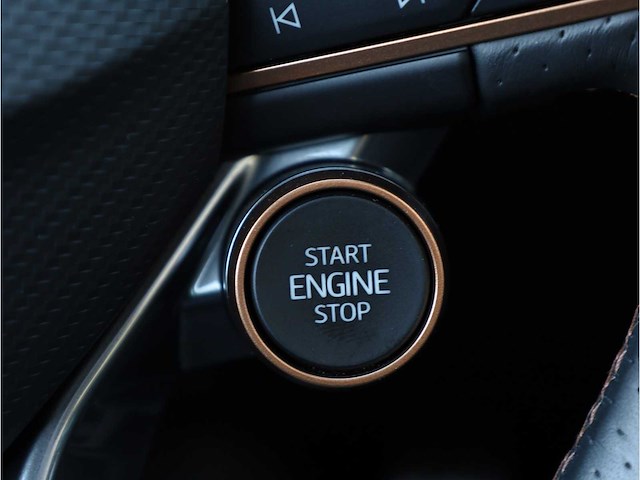 Cupra leon sportstourer 1.4 e-hybrid vz 245pk automaat 2021 - afbeelding 33 van  47