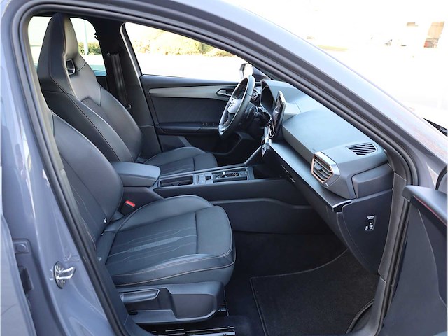 Cupra leon sportstourer 1.4 e-hybrid vz 245pk automaat 2021 - afbeelding 44 van  47