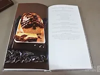 Curieuze boekvorm - afbeelding 7 van  9
