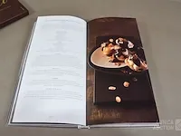Curieuze boekvorm - afbeelding 8 van  9