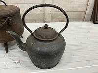 Curiosa theepot antiek (2x) - afbeelding 2 van  6