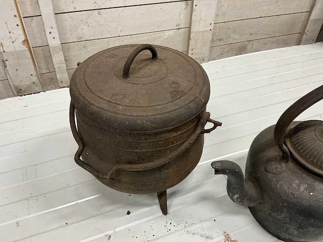 Curiosa theepot antiek (2x) - afbeelding 4 van  6