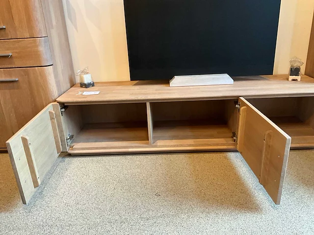 Curve eiken tv meubel - afbeelding 6 van  8