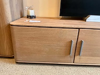 Curve eiken tv meubel - afbeelding 3 van  8