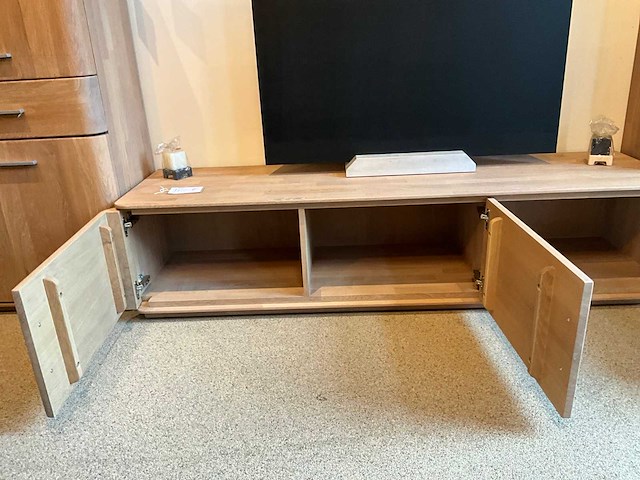 Curve eiken tv meubel - afbeelding 6 van  8