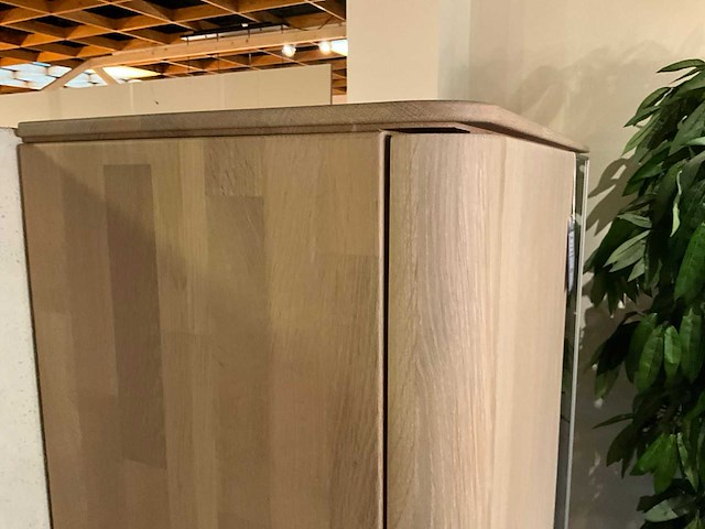 Curve eiken vitrinekast - afbeelding 3 van  8