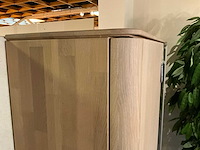 Curve eiken vitrinekast - afbeelding 3 van  8