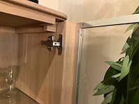 Curve eiken vitrinekast - afbeelding 7 van  8