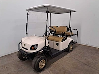 Cushman - 2+2 - golf cart