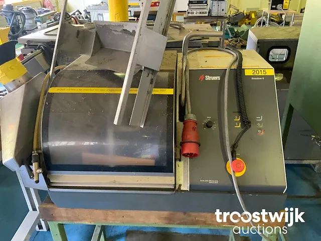 Cutting machine - afbeelding 2 van  6