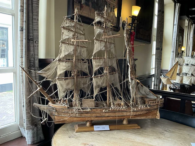 Cutty sark model zeilschip - afbeelding 1 van  7
