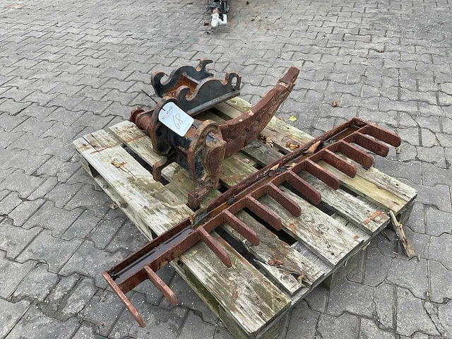 Cw05 graafmachine uitrustingsstuk (2x) - afbeelding 4 van  4