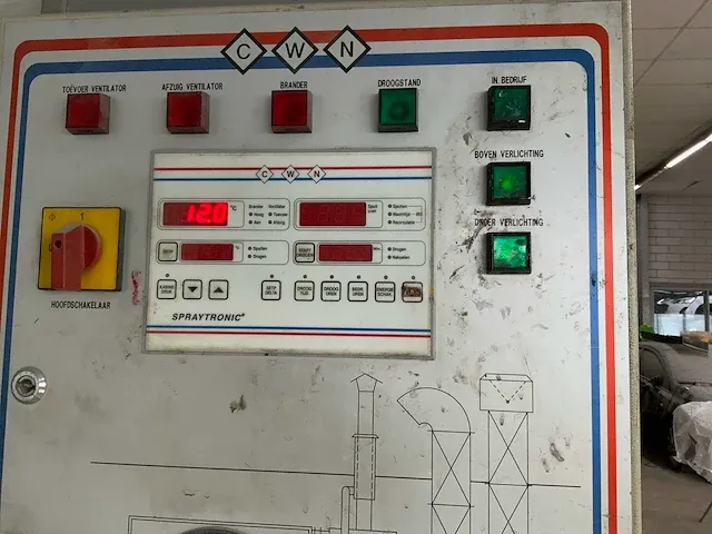 Cwn verfspuitcabine - afbeelding 6 van  11