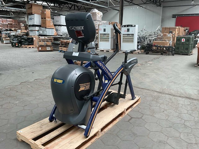 Cybex arc trainer crosstrainer - afbeelding 1 van  7